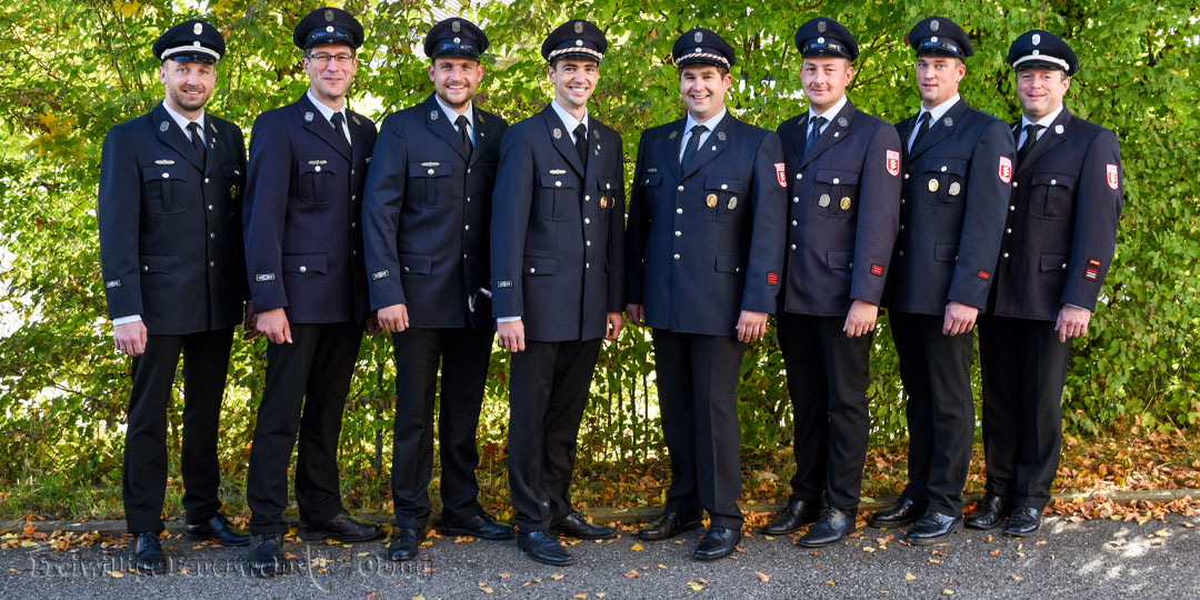 Vorstandschaft des Vereins der Obinger Freiwilligen Feuerwehr.